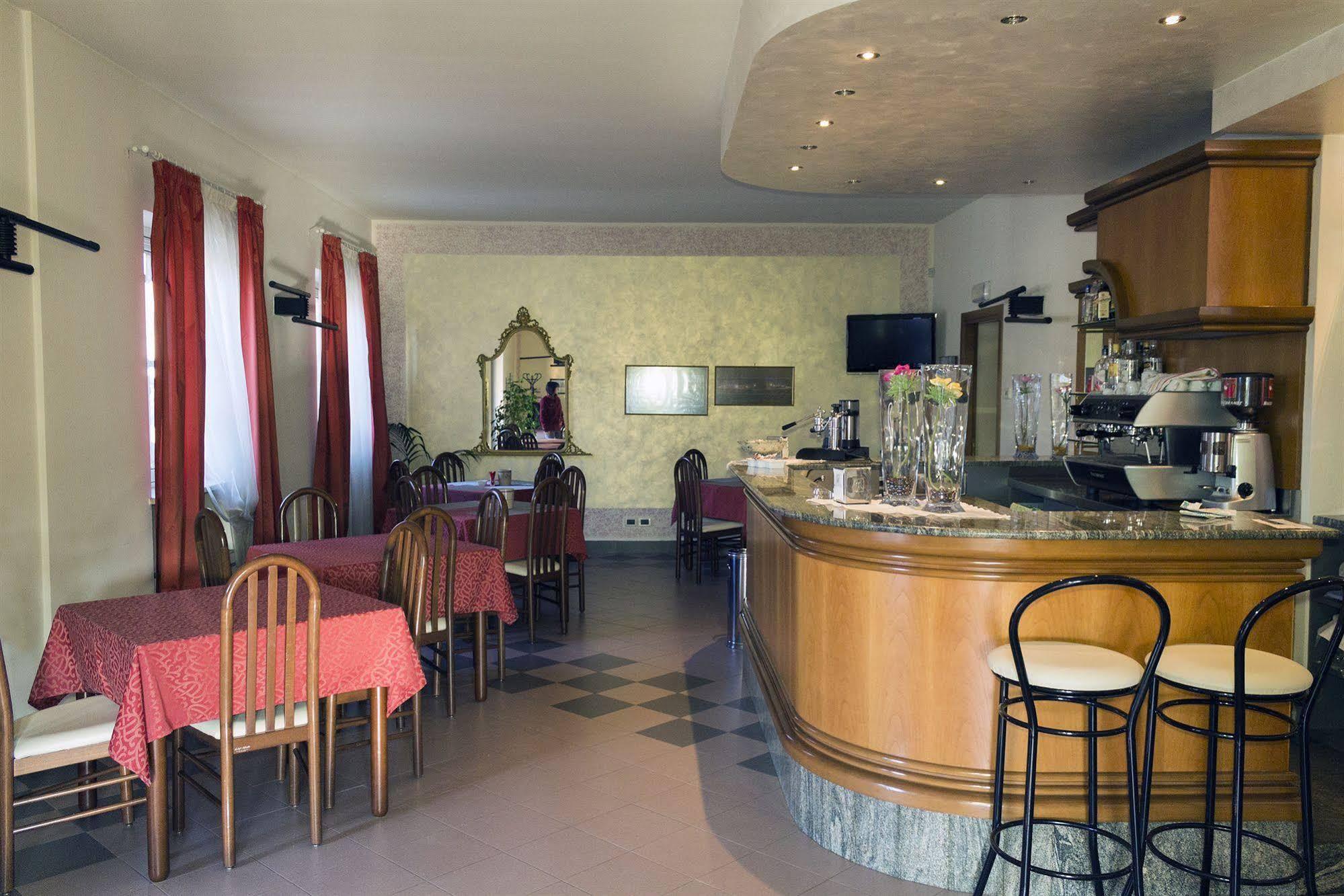 Hotel Europa Dossobuono Dış mekan fotoğraf