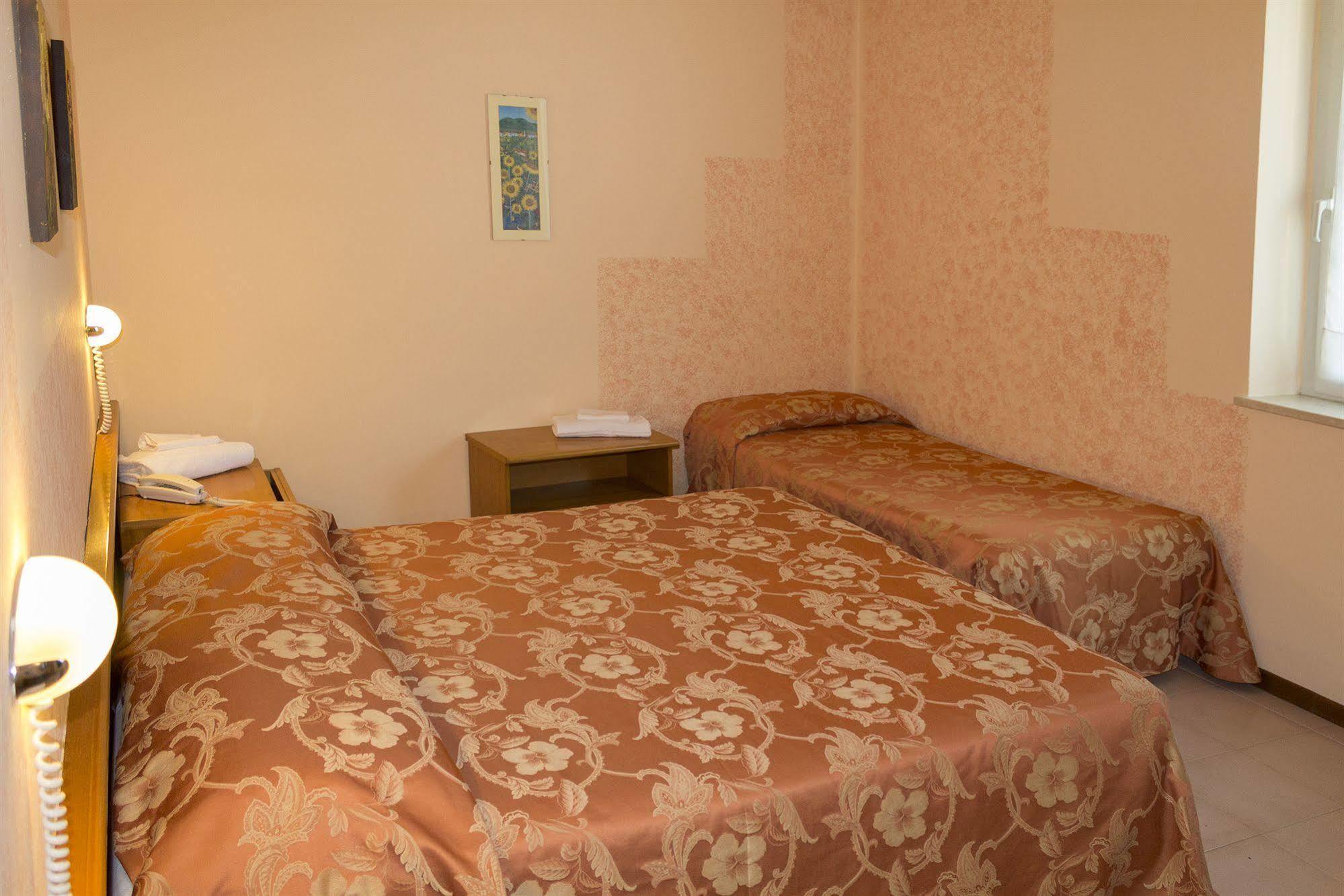 Hotel Europa Dossobuono Dış mekan fotoğraf